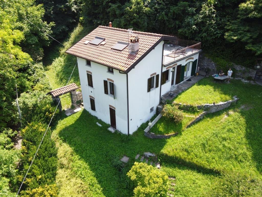Villa Caterina Perledo Eksteriør billede